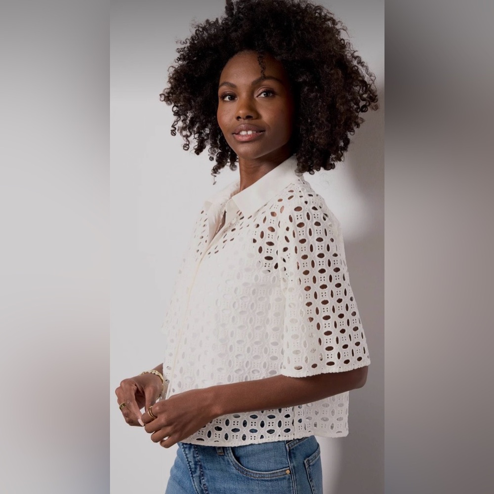 Evereve Women’s Willow Cutwork White Eyelet 100% Cotton Shirt Size Small - Picture 2 of 15